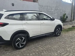 Toyota Rush 2021 White