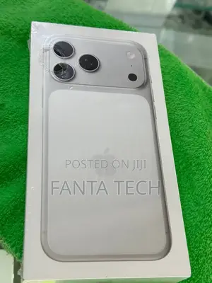 New Apple iPhone 17 Pro Max 256 GB Silver
