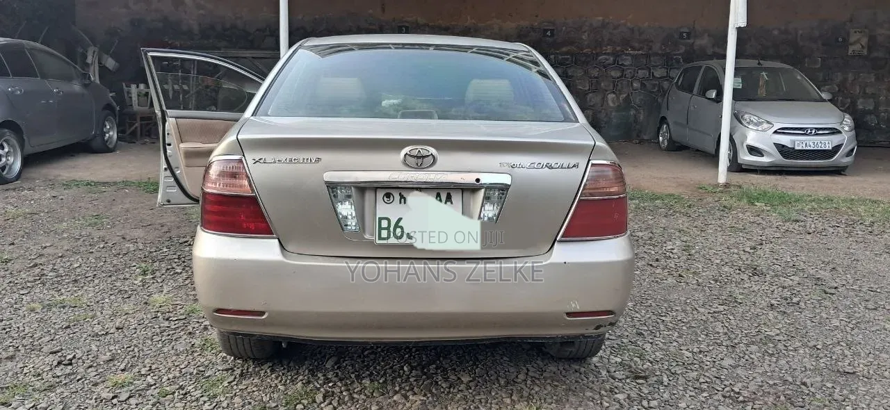 Toyota Corolla 2006 Gold