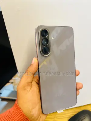 New Samsung Galaxy A57 256 GB Gray