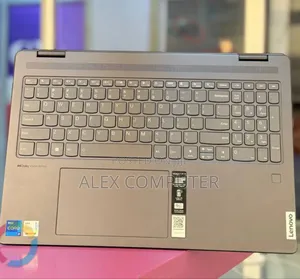New Laptop Lenovo Yoga 7i 16GB Intel Core i7 SSD 512GB