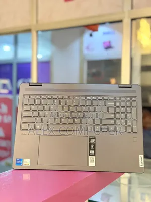 New Laptop Lenovo Yoga 7i 16GB Intel Core i7 SSD 512GB