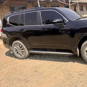 Toyota Land Cruiser 2023 Black