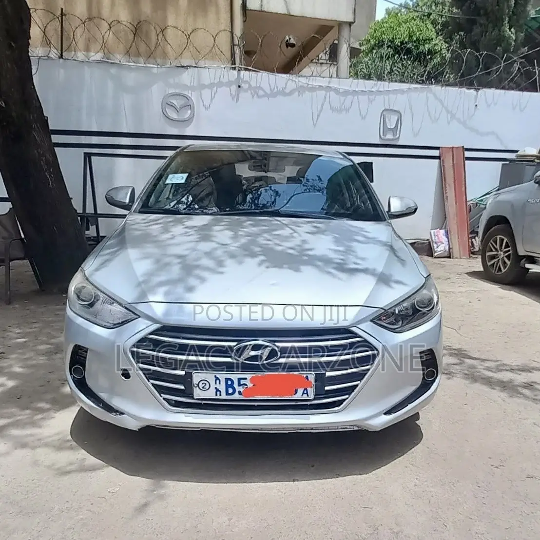 Hyundai Avante 2016 Silver
