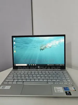 New Laptop HP Pavilion 13 8GB Intel Core i5 SSD 512GB