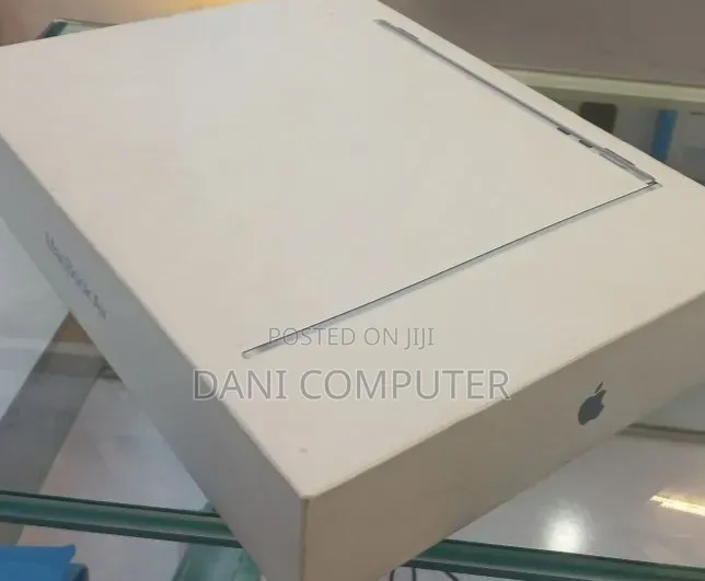 New Laptop Apple MacBook Air 2026 M5 16GB Apple M5 SSD 512GB