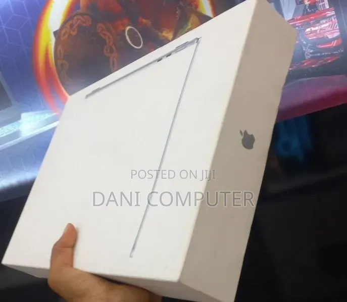 New Laptop Apple MacBook Air 2026 M5 16GB Apple M5 SSD 512GB