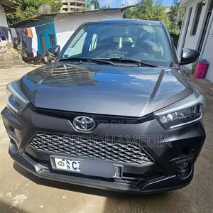 Toyota Raize 2022 Gray