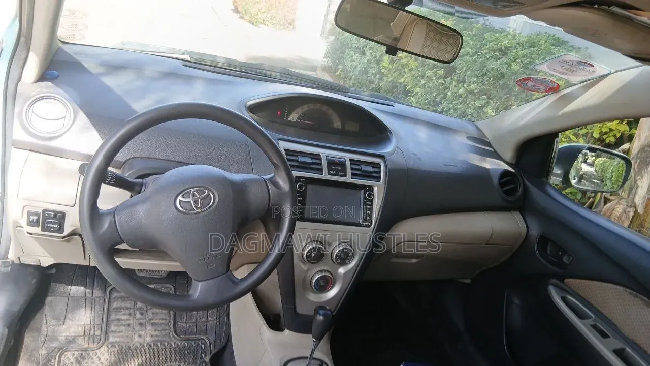 Toyota Yaris 1.0 VVT-i 2008 Blue