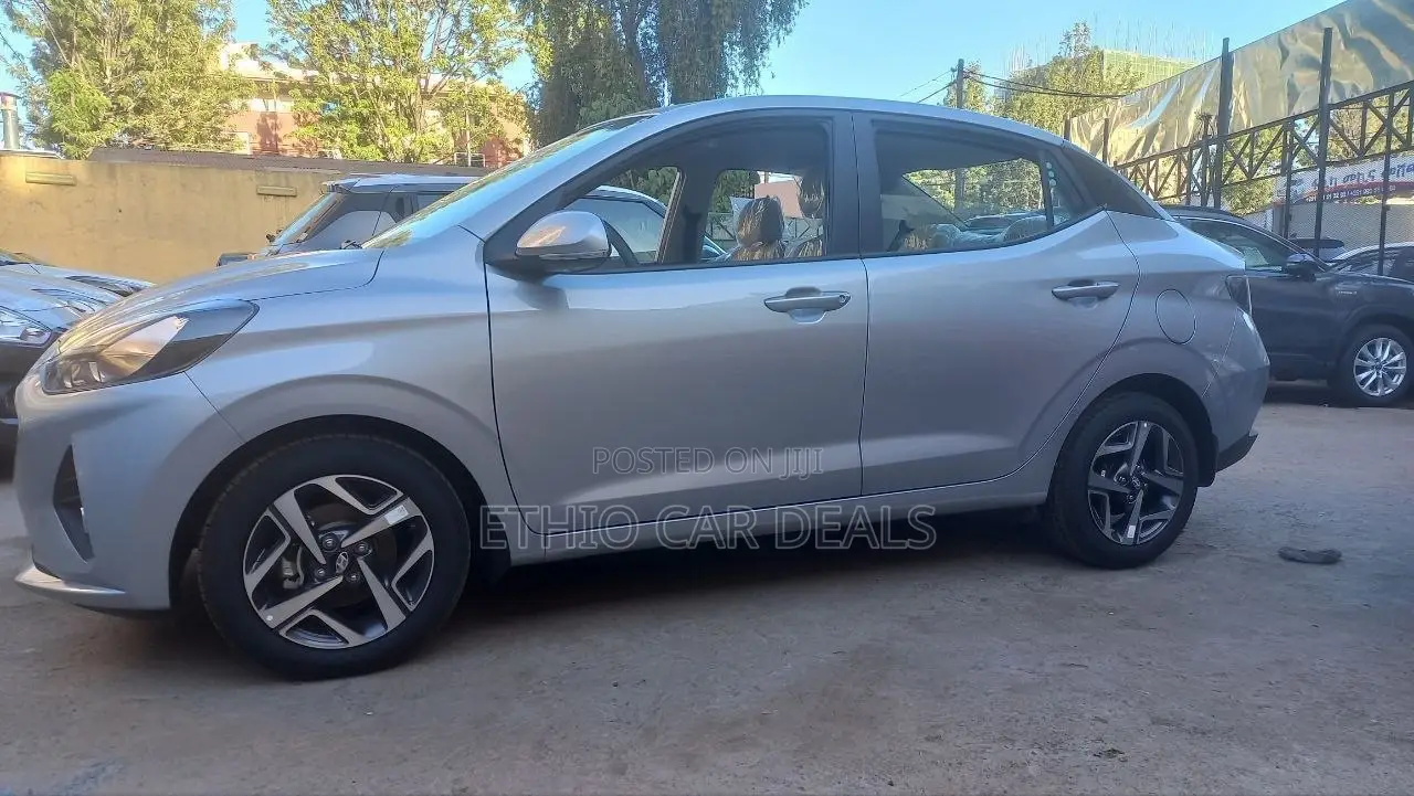 New Hyundai I10 2023 Silver
