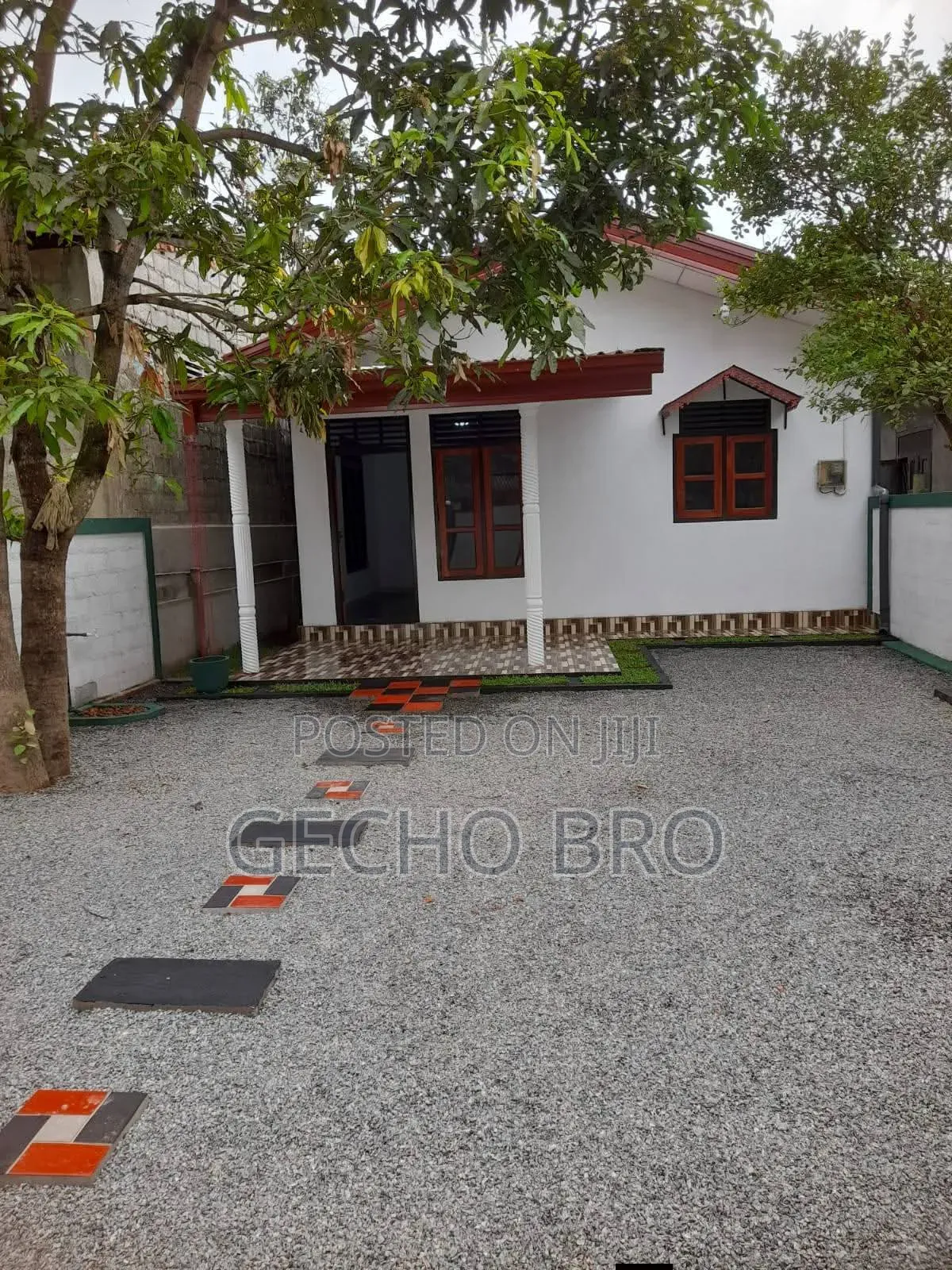 Furnished 3bdrm House in Bole for sale