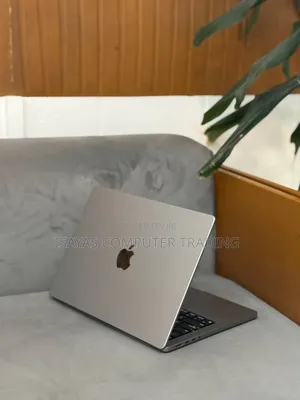 New Laptop Apple MacBook Pro 2021 M1 16GB Apple M1 Pro SSD 512GB