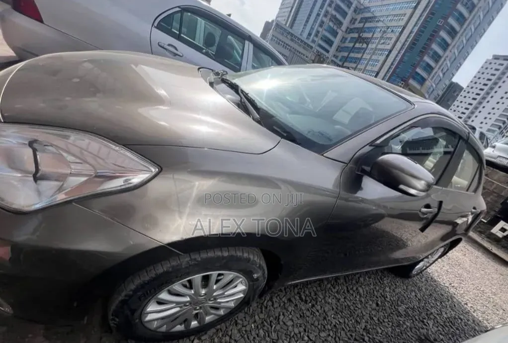 Suzuki Dzire 2022 Gray