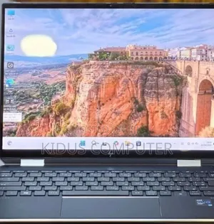 New Laptop HP Spectre 16GB Intel Core i7 SSD 1T