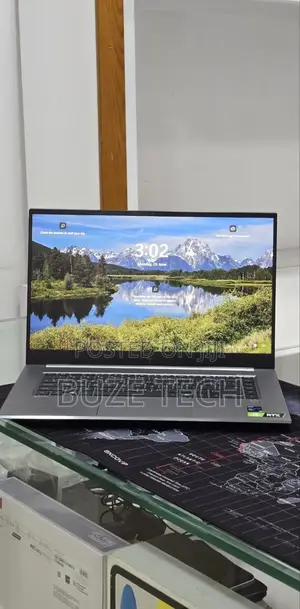 New Laptop HP 32GB Intel Core i7 SSD 512GB