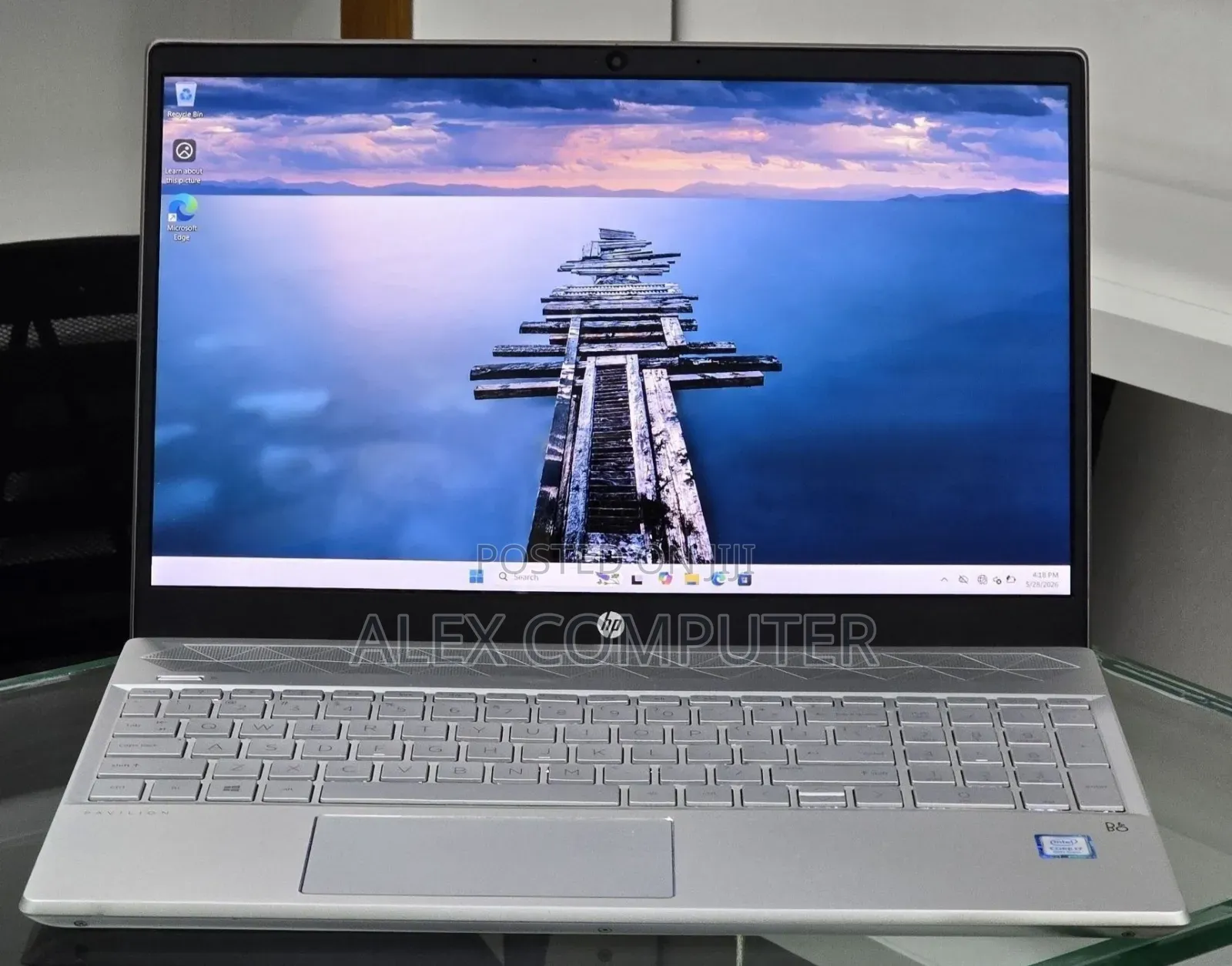 New Laptop HP Pavilion 15 8GB Intel Core i7 SSD 256GB