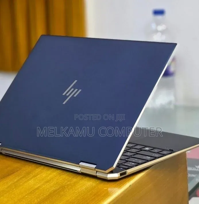 New Laptop HP Spectre X360 16GB Intel Core i7 SSD 1T