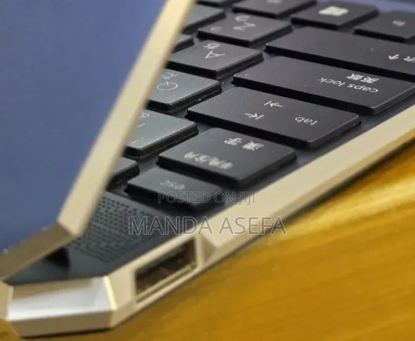 New Laptop HP Spectre 16GB Intel Core i7 SSD 1T