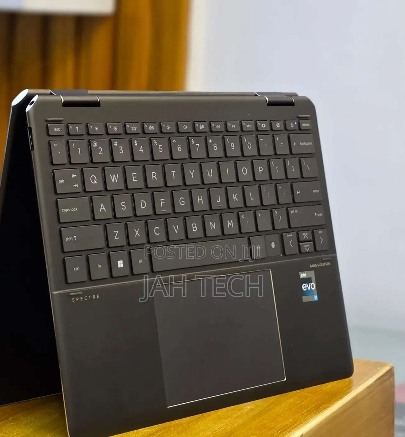 New Laptop HP Spectre 16GB Intel Core i7 SSD 1T