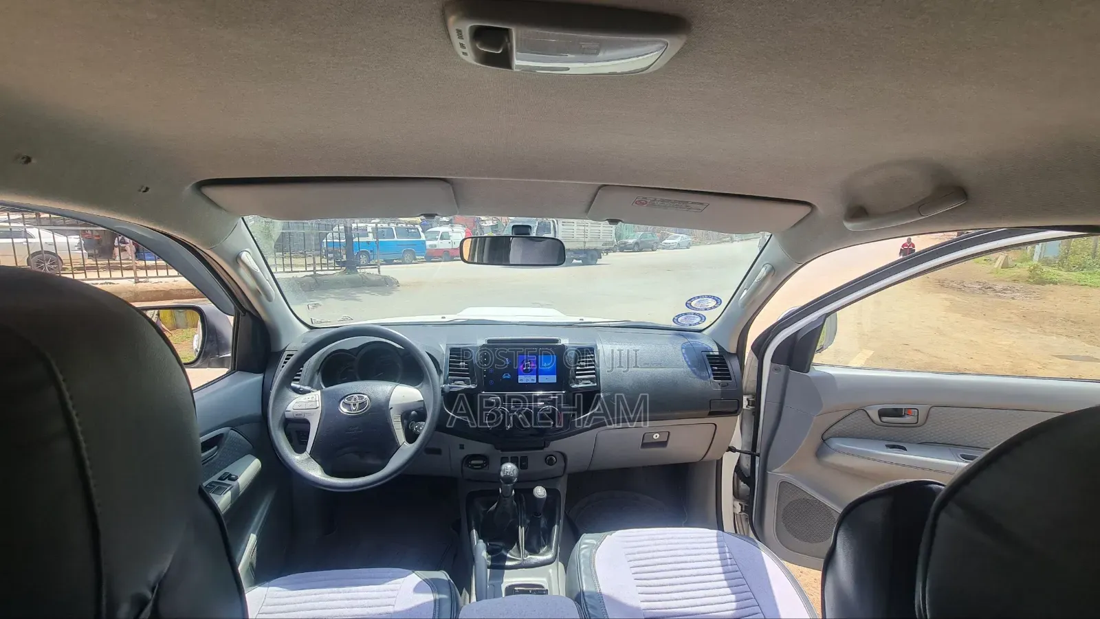 Toyota Hilux 2013 White