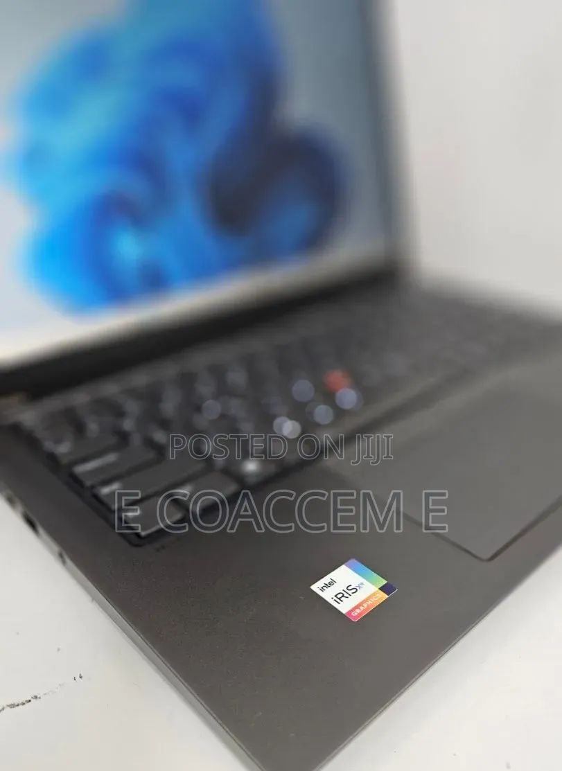 New Laptop Lenovo 16GB Intel Core i7 SSD 512GB