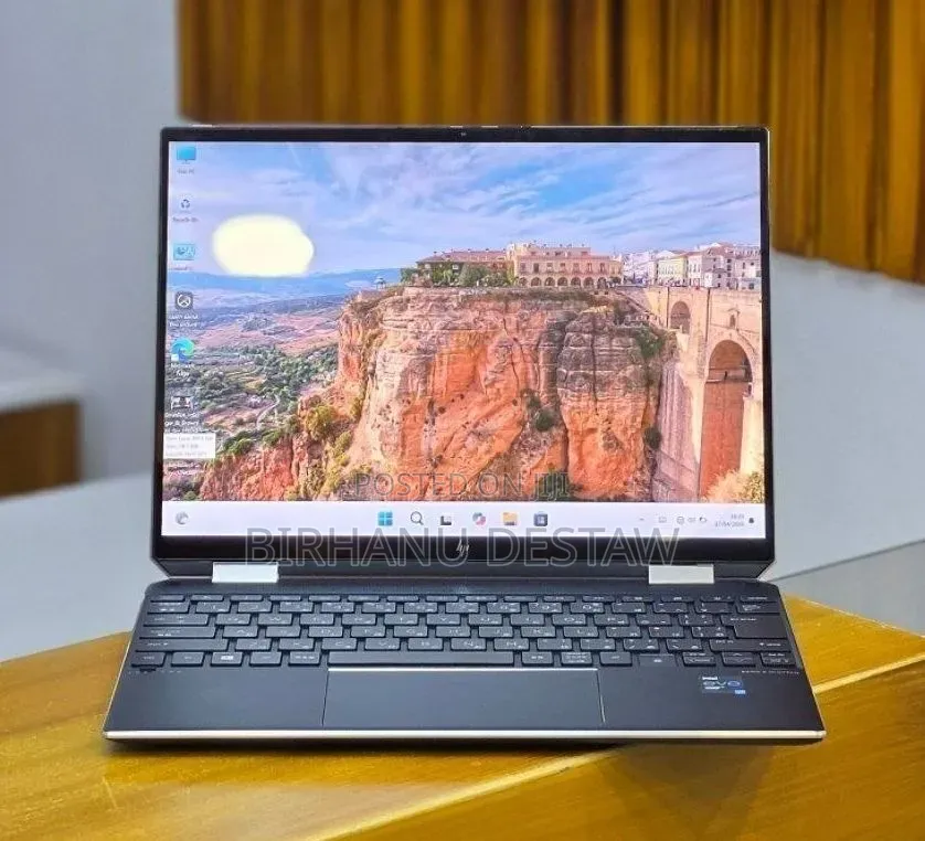 New Laptop HP Spectre 14 16GB Intel Core i7 SSD 1T