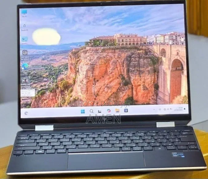 New Laptop HP Spectre 16GB Intel Core i7 SSD 1T