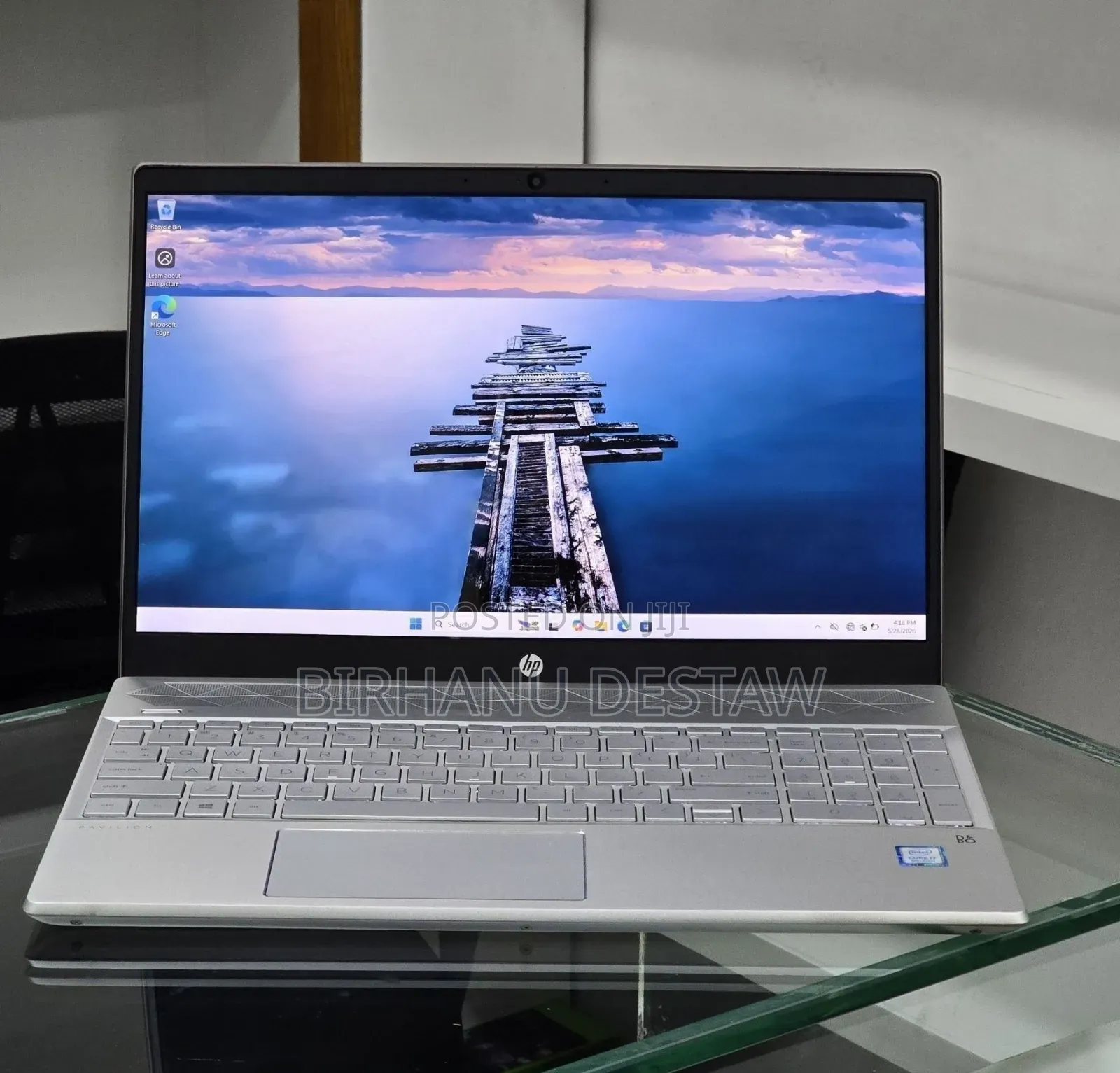 New Laptop HP Pavilion 15 8GB Intel Core i7 SSD 256GB