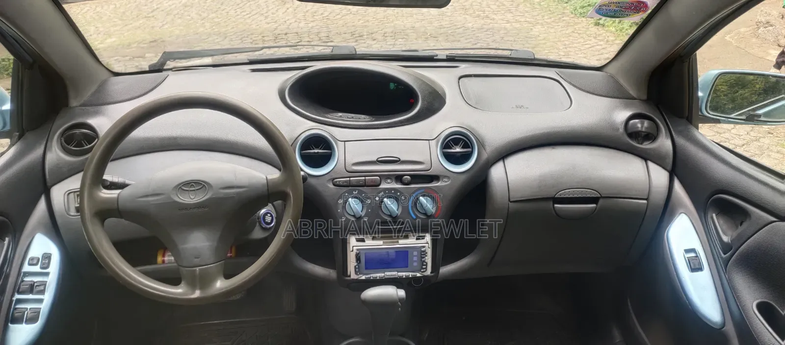 Toyota Vitz 2001 Blue