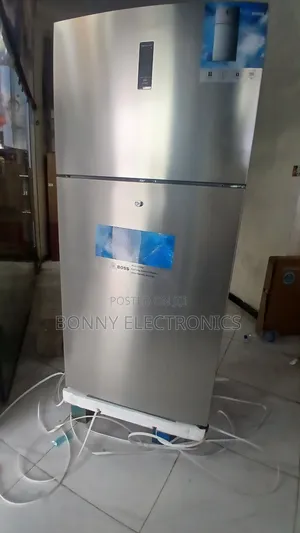 Boss Fan System Refrigerator Model-700