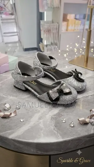 Mk- 0839 Bow Decor Princess Girls Sparkly Medium Heel Sandals