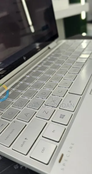 New Laptop HP Spectre X360 8GB Intel Core i7 SSD 512GB