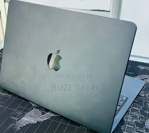 New Laptop Apple MacBook Air 2022 M2 16GB Apple M2 SSD 512GB