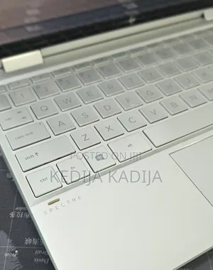 New Laptop HP Spectre X360 8GB Intel Core i7 SSD 512GB
