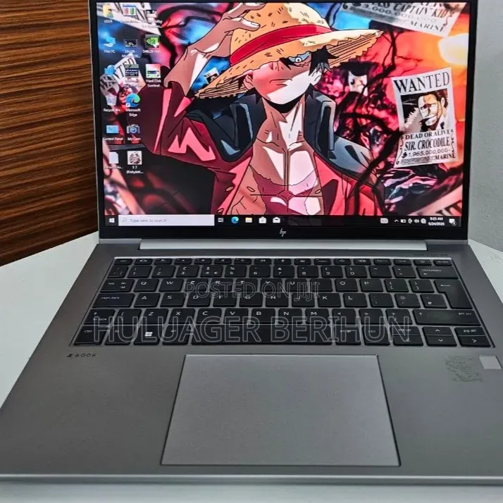 New Laptop HP ZBook Firefly 16 G10 16GB Intel Core i7 SSD 512GB