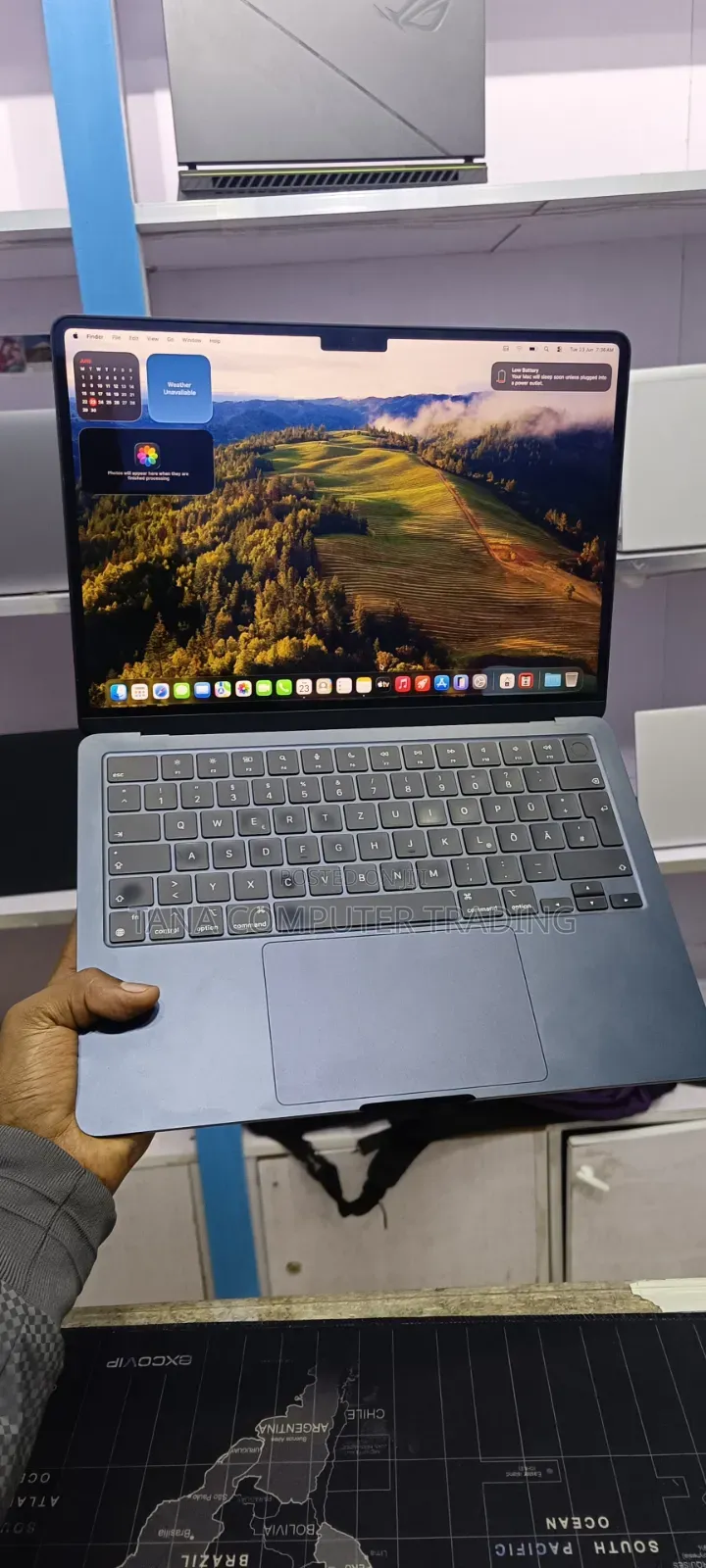 New Laptop Apple MacBook Air 2022 M2 16GB Apple M2 SSD 512GB