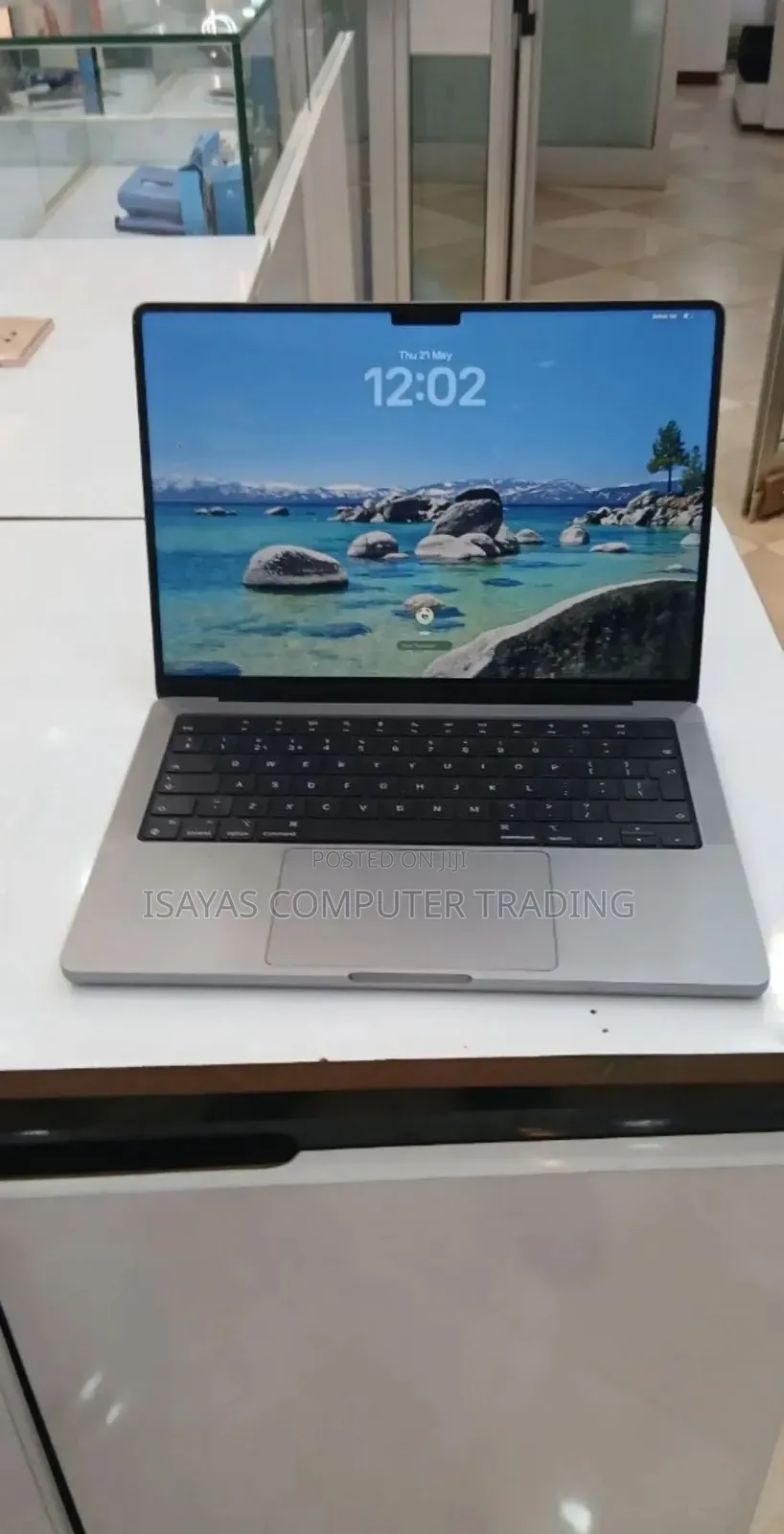 New Laptop Apple MacBook Pro 2021 M1 16GB Apple M1 SSD 512GB