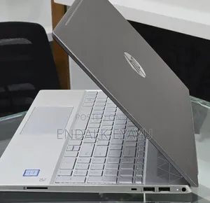 New Laptop HP Pavilion 15 8GB Intel Core i7 SSD 256GB