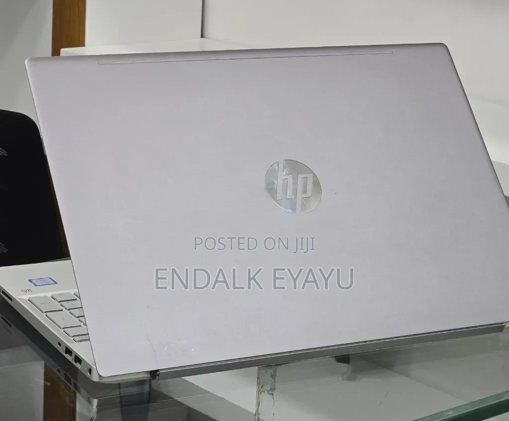 New Laptop HP Pavilion 15 8GB Intel Core i7 SSD 256GB