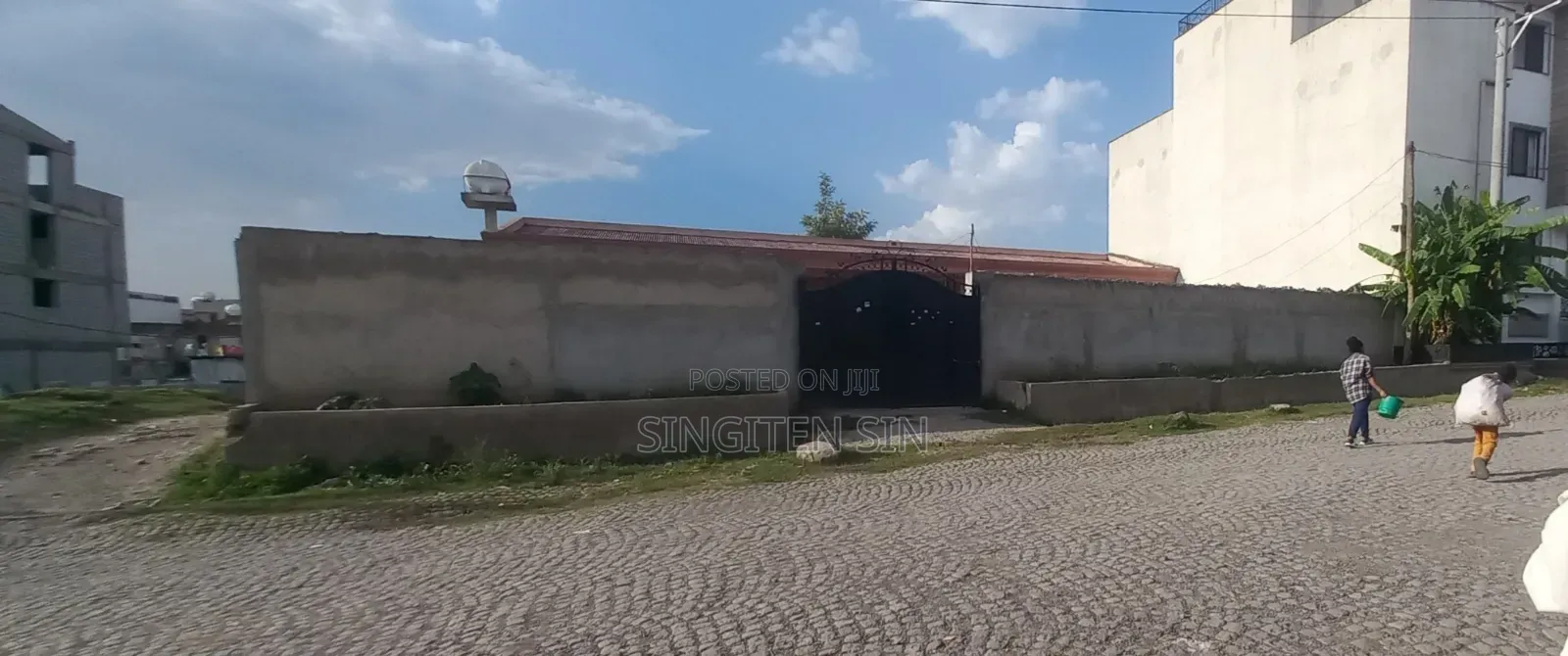 Furnished 3bdrm Villa in Nifas Silk-Lafto for sale