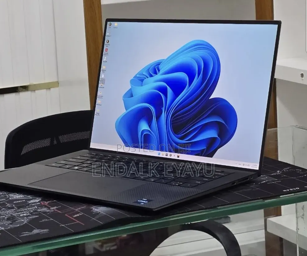 New Laptop Dell 16GB Intel Core i7 SSD 1T