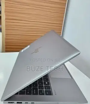 New Laptop HP ZBook Firefly 14 G10 16GB Intel Core i7 SSD 512GB