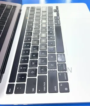 New Laptop Apple MacBook Air 16GB Apple M1 SSD 512GB