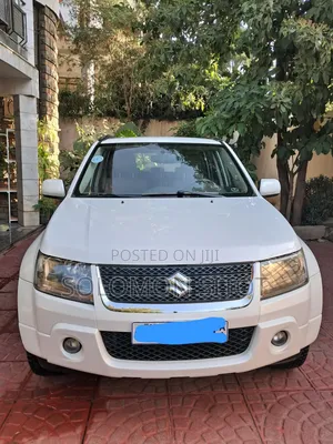Toyota Land Cruiser 2010 White