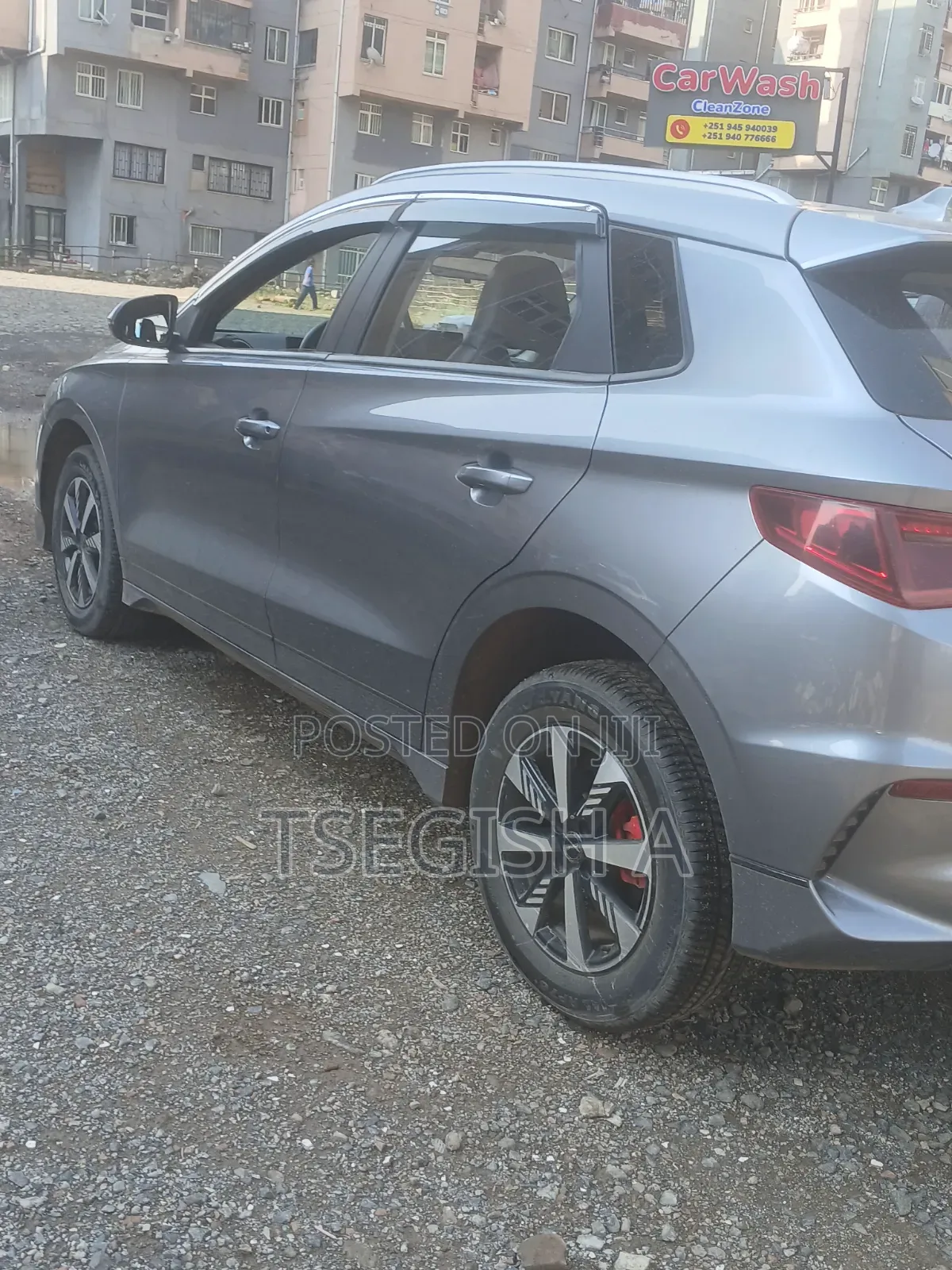 New BYD E2 43 kWh 94 hp FWD 2025 Gray