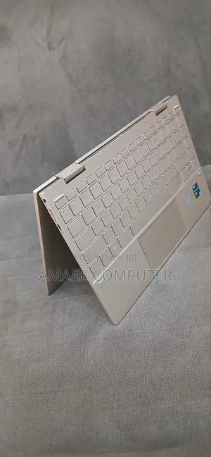 New Laptop HP Envy x360 8GB Intel Core i7 SSD 512GB