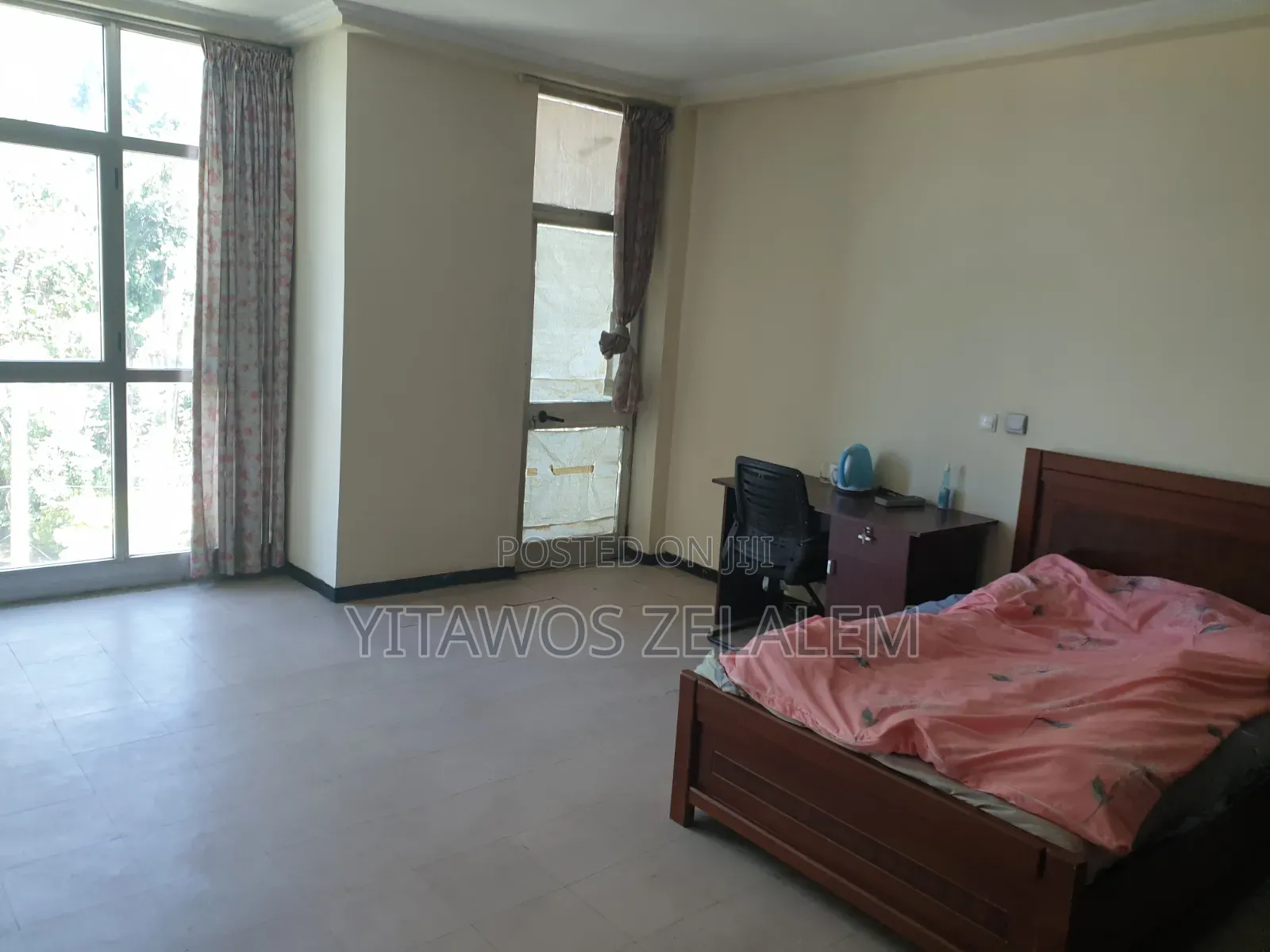 5bdrm House in Yeka for sale