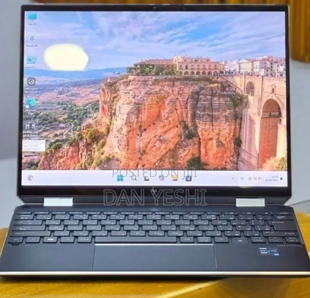 New Laptop HP Spectre X360 16GB Intel Core i7 SSD 1T