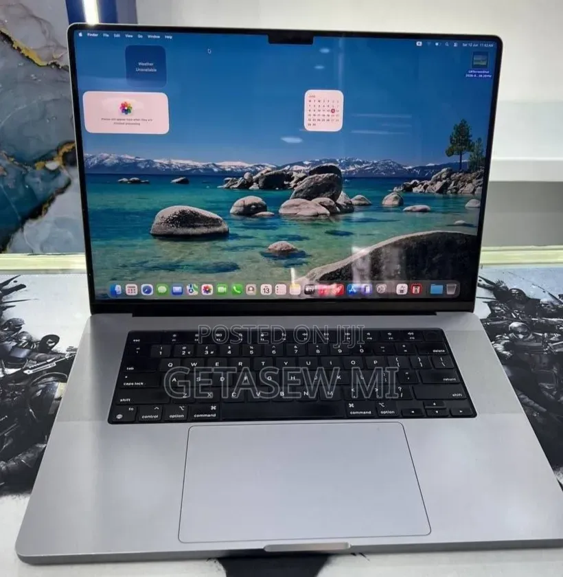New Laptop Apple MacBook Pro 2021 M1 32GB Apple M1 Max SSD 1T