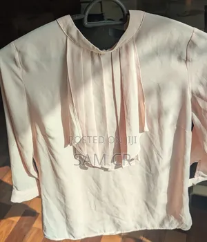 Women’S Pion Top – Size 36 (Small)